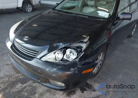 2002 Lexus Es 300 z USA, uszkodzony, nr VIN JTHBF30G725010082